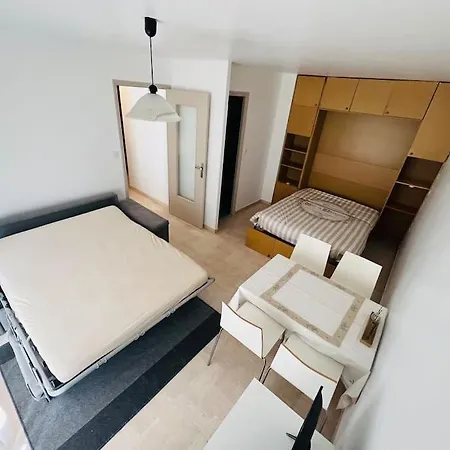 4 Couchages - A 2 Min De La A Pied - Parking Et Linge En Option Apartment